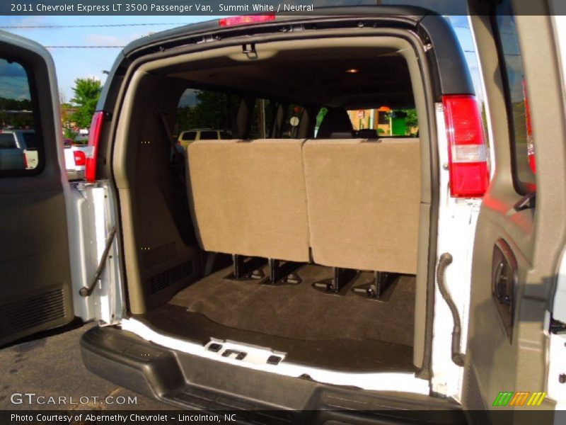 Summit White / Neutral 2011 Chevrolet Express LT 3500 Passenger Van