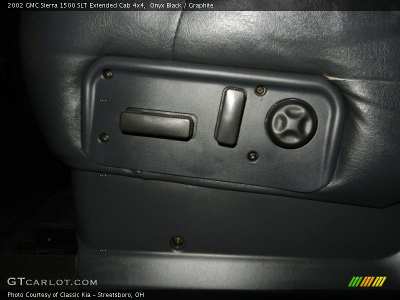 Onyx Black / Graphite 2002 GMC Sierra 1500 SLT Extended Cab 4x4