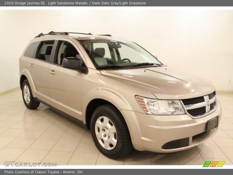 Light Sandstone Metallic / Dark Slate Gray/Light Graystone 2009 Dodge Journey SE