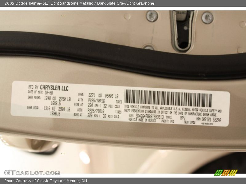 Light Sandstone Metallic / Dark Slate Gray/Light Graystone 2009 Dodge Journey SE