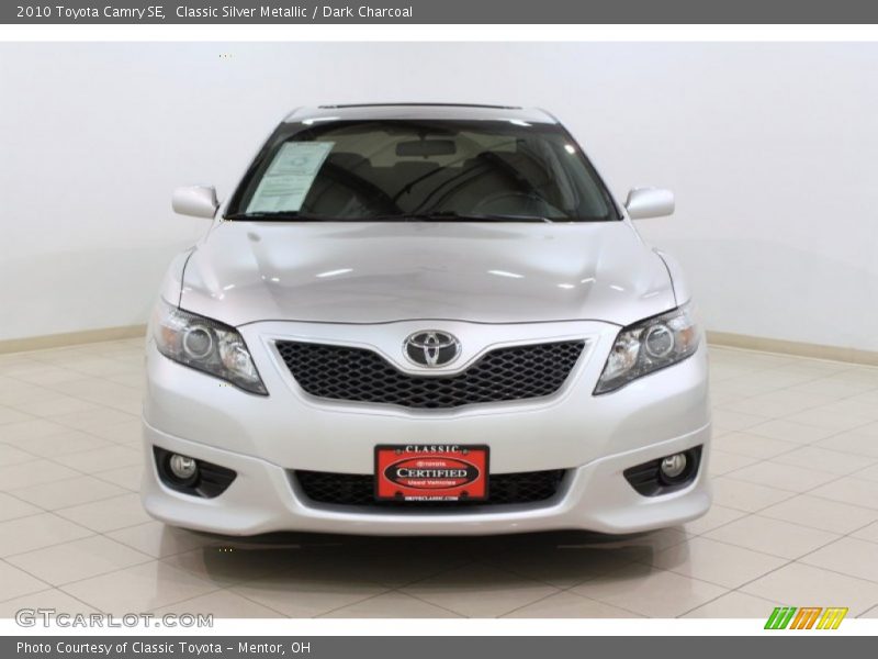 Classic Silver Metallic / Dark Charcoal 2010 Toyota Camry SE