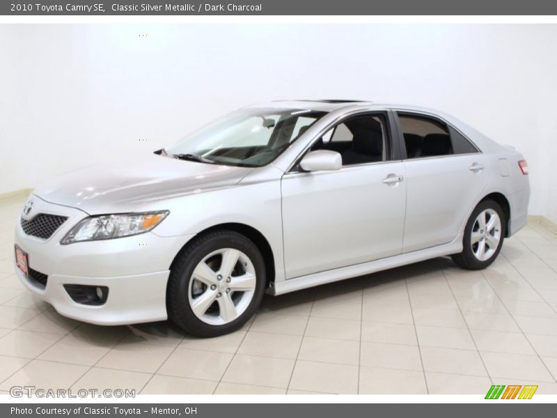 Classic Silver Metallic / Dark Charcoal 2010 Toyota Camry SE