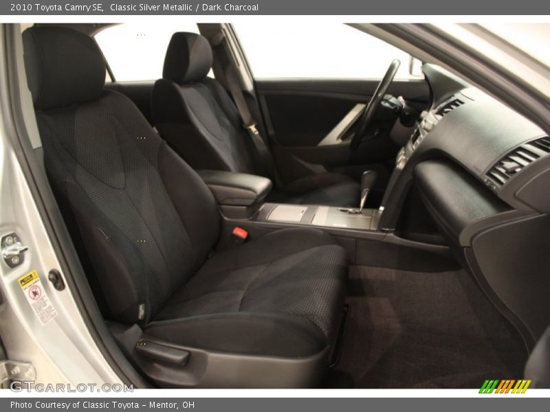 Classic Silver Metallic / Dark Charcoal 2010 Toyota Camry SE