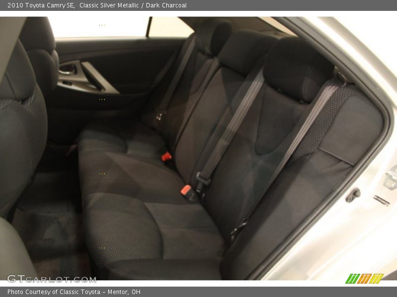 Classic Silver Metallic / Dark Charcoal 2010 Toyota Camry SE