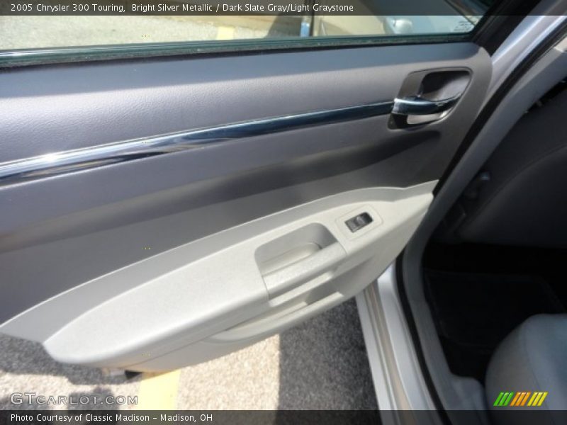 Bright Silver Metallic / Dark Slate Gray/Light Graystone 2005 Chrysler 300 Touring