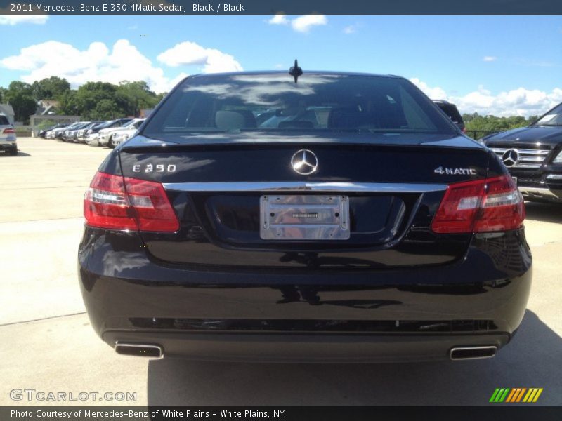 Black / Black 2011 Mercedes-Benz E 350 4Matic Sedan