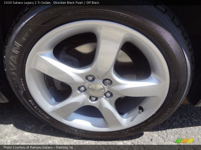 Obsidian Black Pearl / Off Black 2009 Subaru Legacy 2.5i Sedan