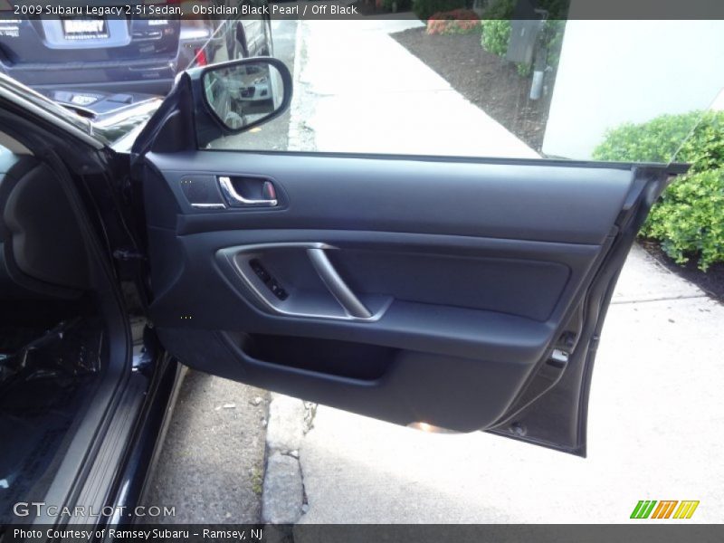 Obsidian Black Pearl / Off Black 2009 Subaru Legacy 2.5i Sedan