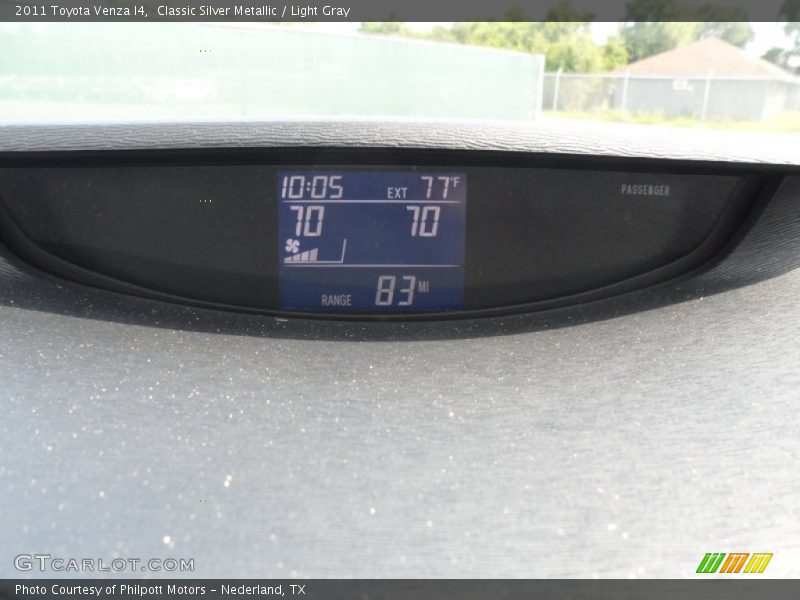 Classic Silver Metallic / Light Gray 2011 Toyota Venza I4