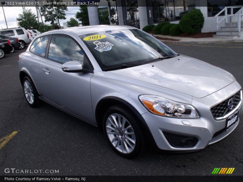 Silver Metallic / Off Black T-Tec 2011 Volvo C30 T5
