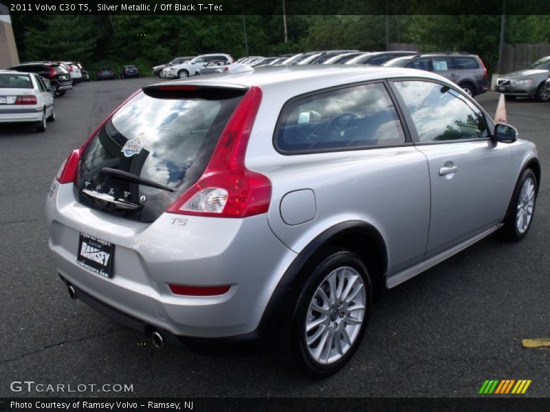 Silver Metallic / Off Black T-Tec 2011 Volvo C30 T5