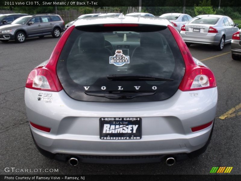 Silver Metallic / Off Black T-Tec 2011 Volvo C30 T5
