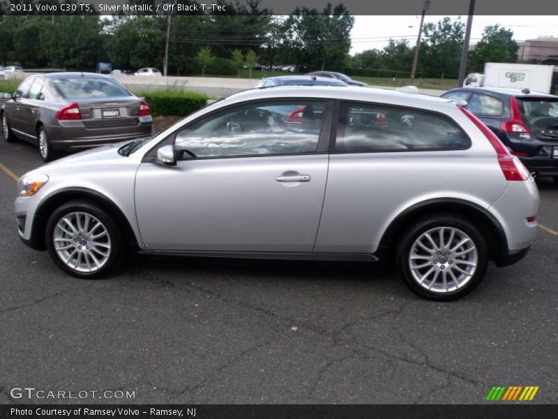 Silver Metallic / Off Black T-Tec 2011 Volvo C30 T5