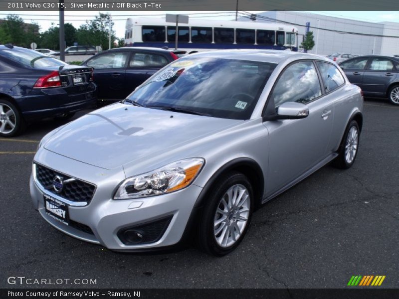 Silver Metallic / Off Black T-Tec 2011 Volvo C30 T5