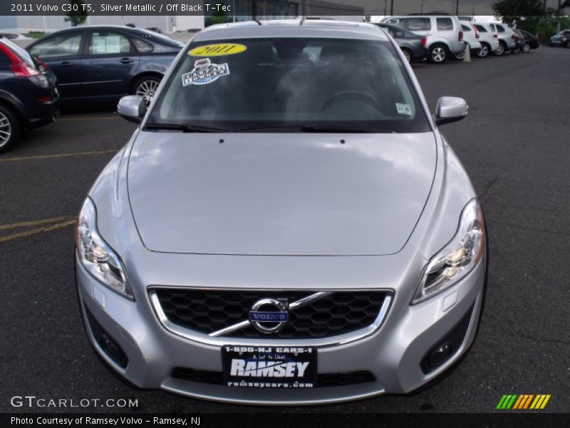 Silver Metallic / Off Black T-Tec 2011 Volvo C30 T5