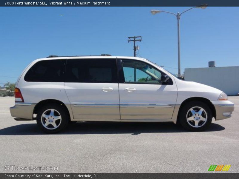Vibrant White / Medium Parchment 2000 Ford Windstar SEL