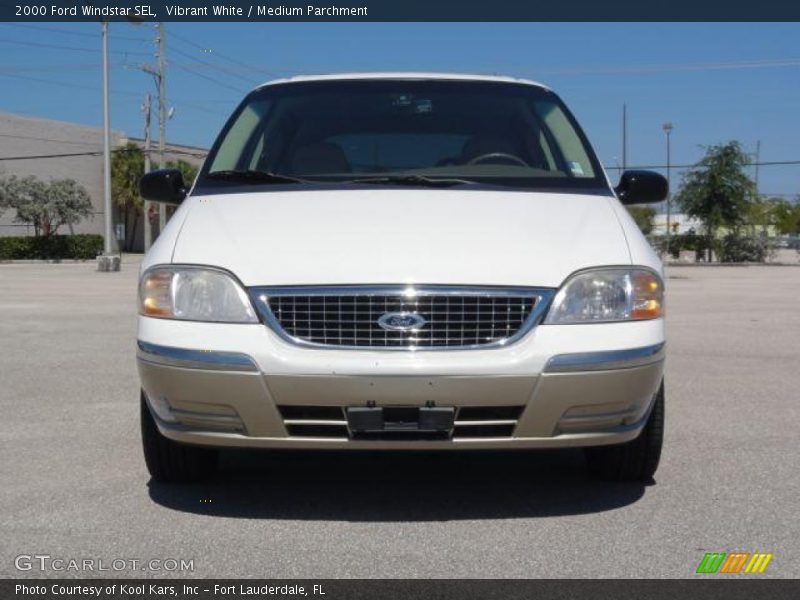 Vibrant White / Medium Parchment 2000 Ford Windstar SEL