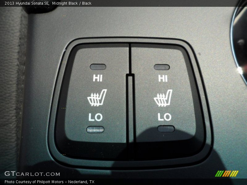 Midnight Black / Black 2013 Hyundai Sonata SE