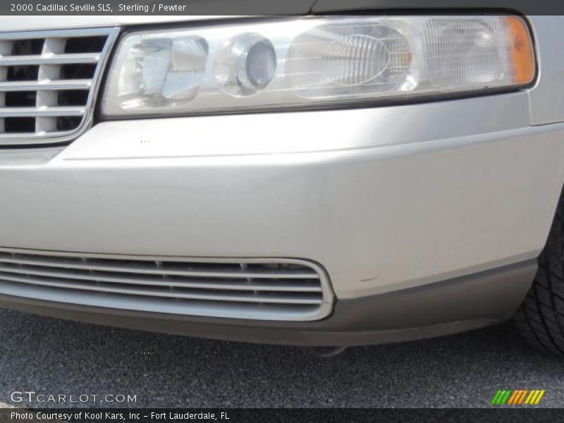 Sterling / Pewter 2000 Cadillac Seville SLS