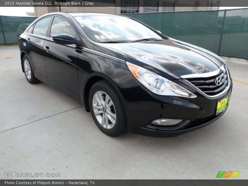 Midnight Black / Gray 2013 Hyundai Sonata GLS