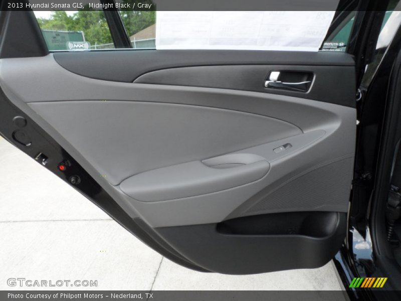 Midnight Black / Gray 2013 Hyundai Sonata GLS