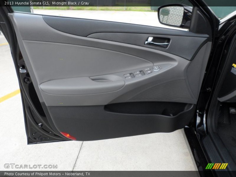 Midnight Black / Gray 2013 Hyundai Sonata GLS