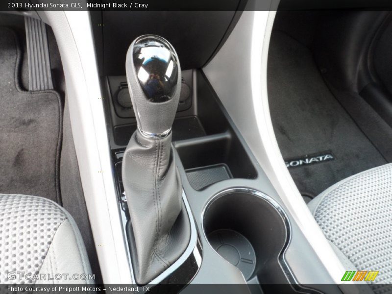 Midnight Black / Gray 2013 Hyundai Sonata GLS