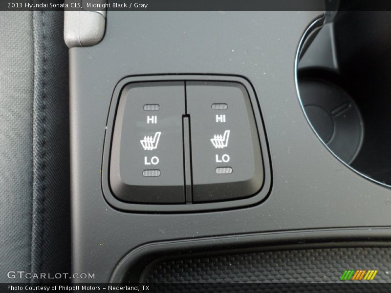 Midnight Black / Gray 2013 Hyundai Sonata GLS