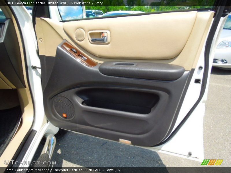 Super White / Ivory 2001 Toyota Highlander Limited 4WD