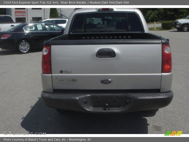 Silver Birch Metallic / Medium Dark Flint/Dark Flint 2004 Ford Explorer Sport Trac XLS 4x4