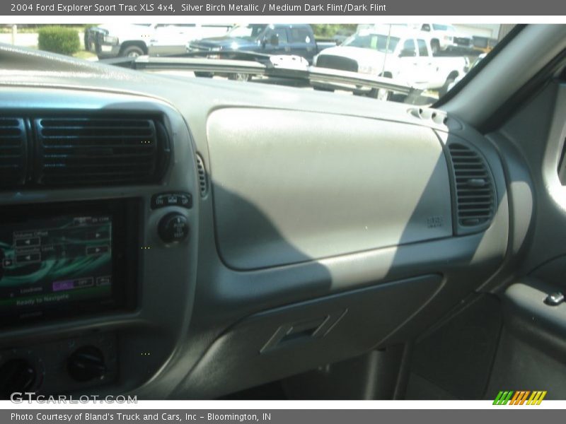 Silver Birch Metallic / Medium Dark Flint/Dark Flint 2004 Ford Explorer Sport Trac XLS 4x4