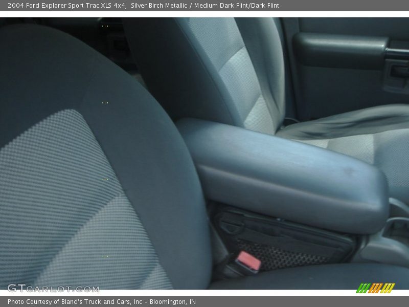 Silver Birch Metallic / Medium Dark Flint/Dark Flint 2004 Ford Explorer Sport Trac XLS 4x4