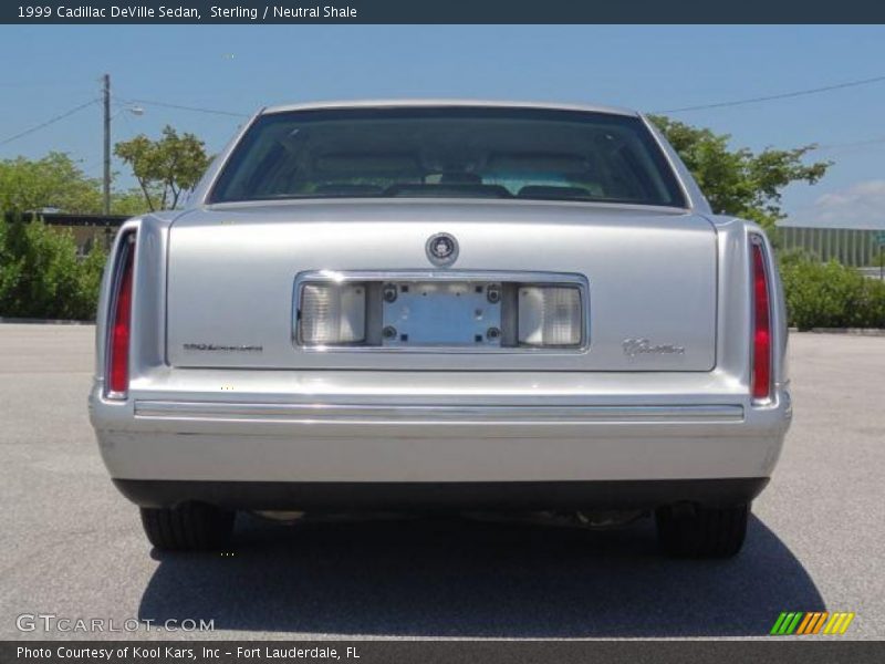 Sterling / Neutral Shale 1999 Cadillac DeVille Sedan