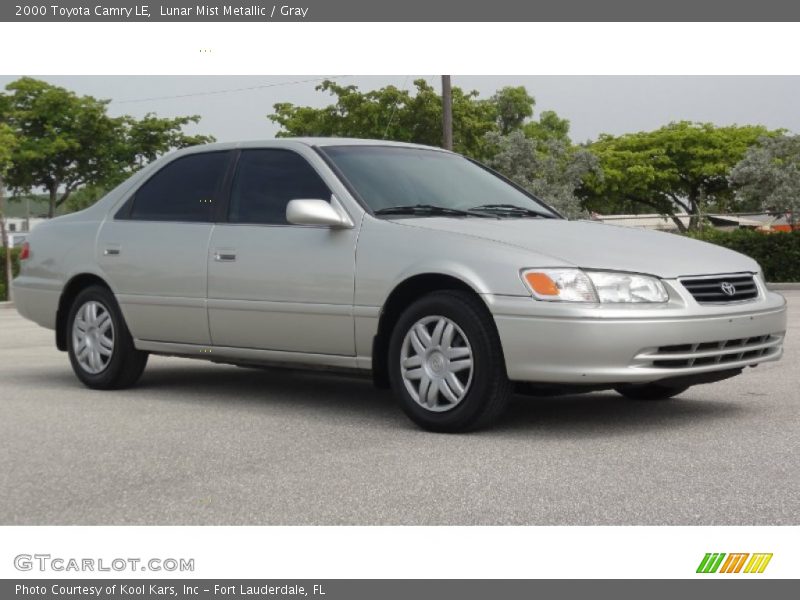 Lunar Mist Metallic / Gray 2000 Toyota Camry LE