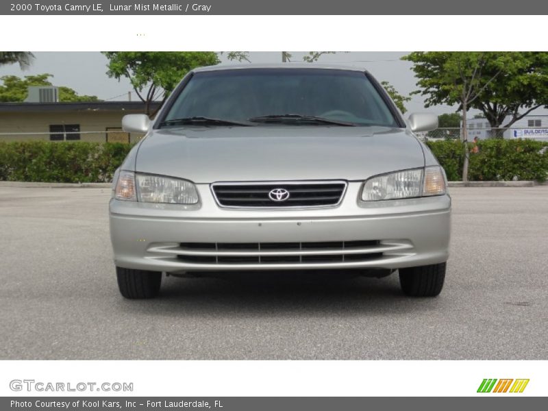Lunar Mist Metallic / Gray 2000 Toyota Camry LE