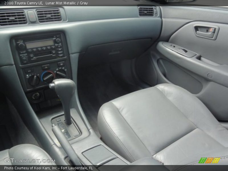 Lunar Mist Metallic / Gray 2000 Toyota Camry LE