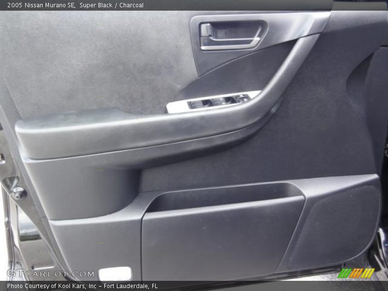 Super Black / Charcoal 2005 Nissan Murano SE