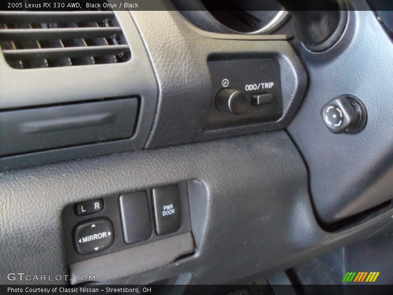 Black Onyx / Black 2005 Lexus RX 330 AWD