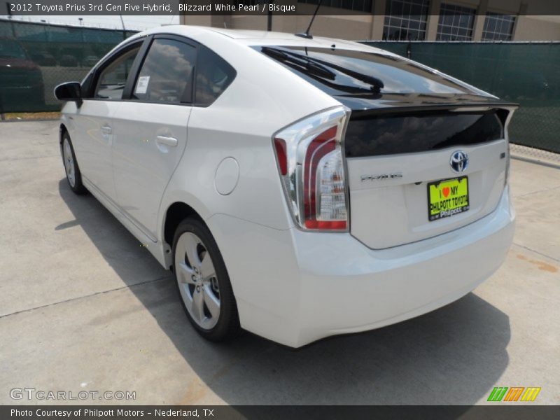 Blizzard White Pearl / Bisque 2012 Toyota Prius 3rd Gen Five Hybrid
