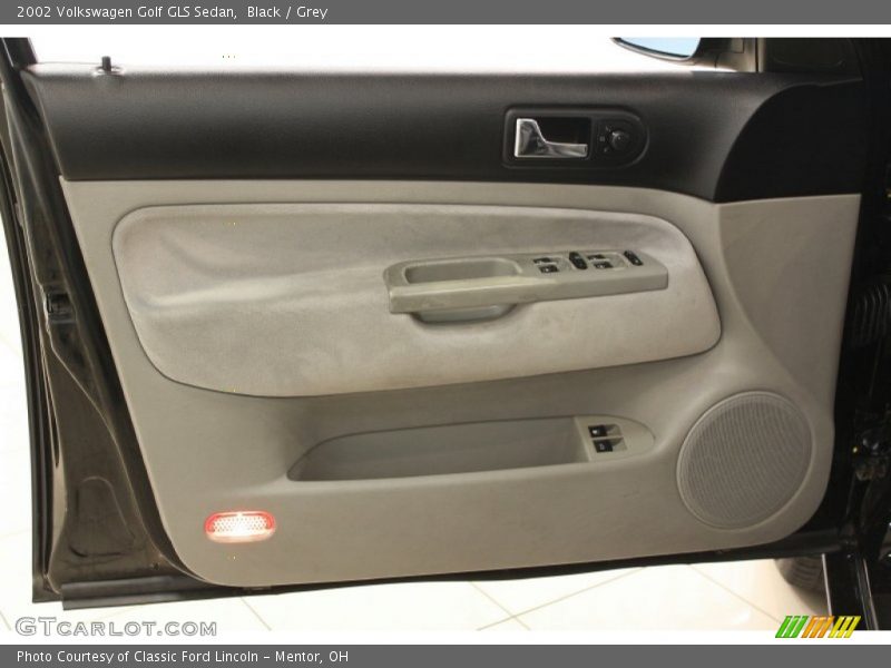 Black / Grey 2002 Volkswagen Golf GLS Sedan