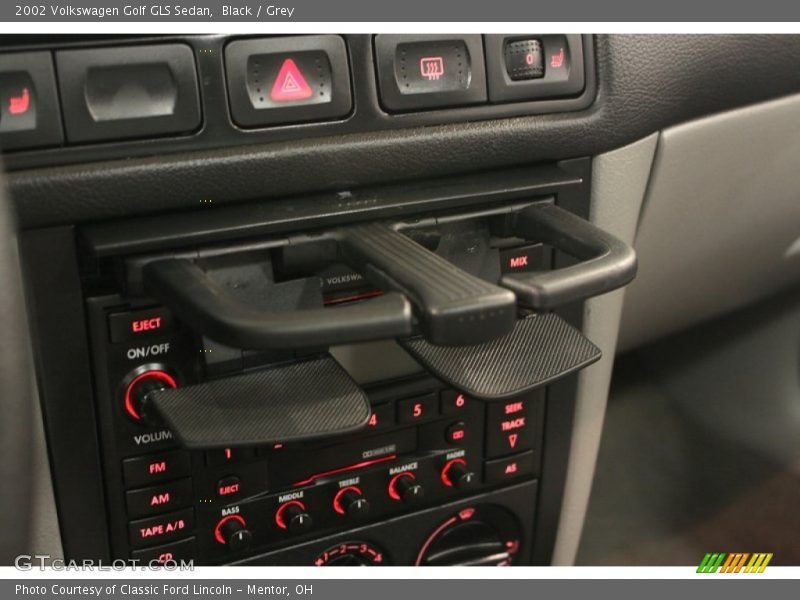 Black / Grey 2002 Volkswagen Golf GLS Sedan