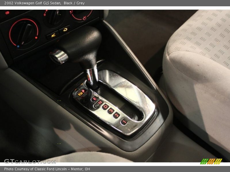 Black / Grey 2002 Volkswagen Golf GLS Sedan