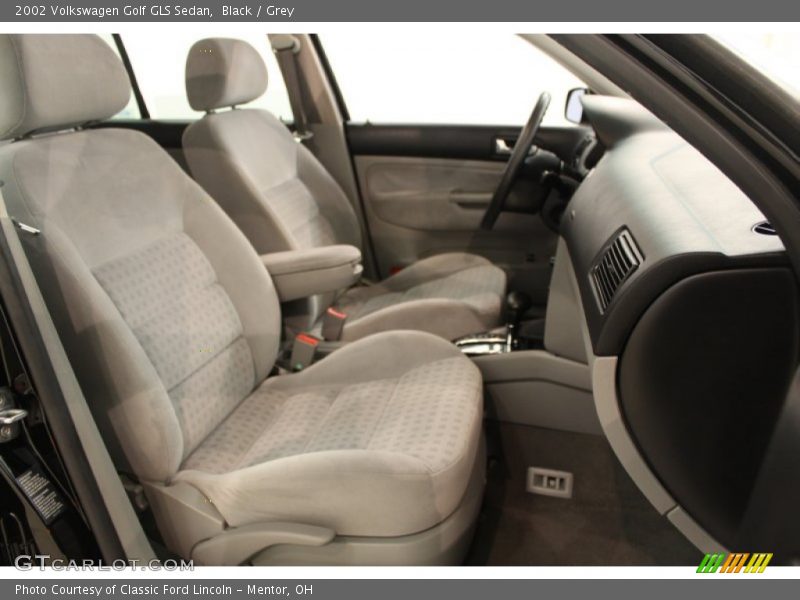 Black / Grey 2002 Volkswagen Golf GLS Sedan