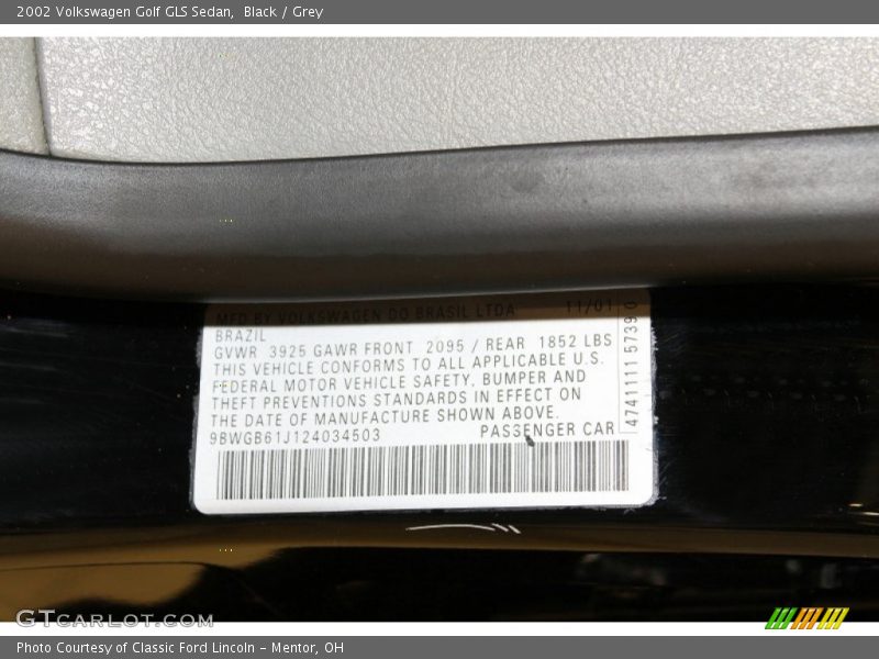 Black / Grey 2002 Volkswagen Golf GLS Sedan