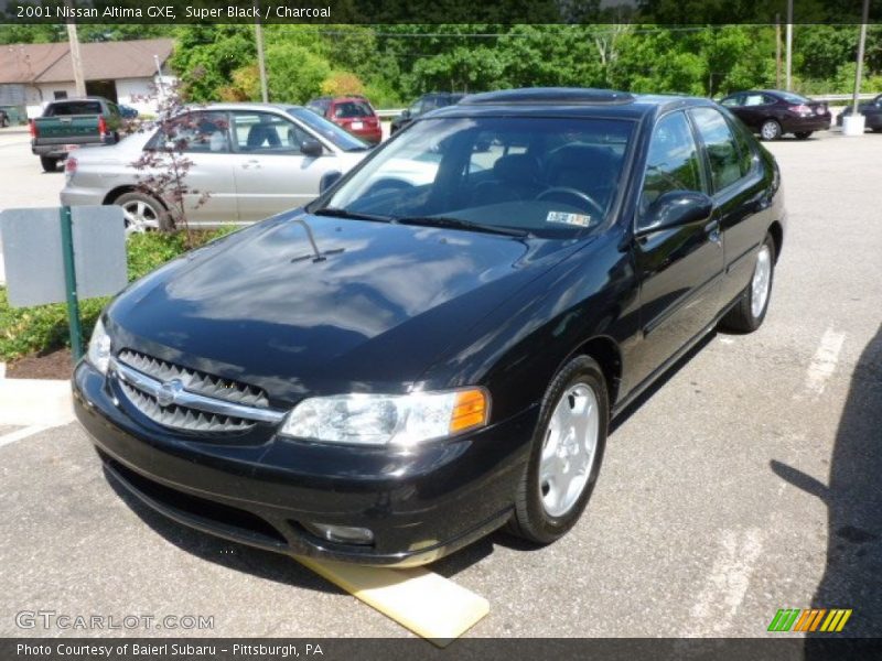 Super Black / Charcoal 2001 Nissan Altima GXE