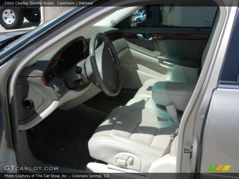 Cashmere / Oatmeal 2003 Cadillac DeVille Sedan