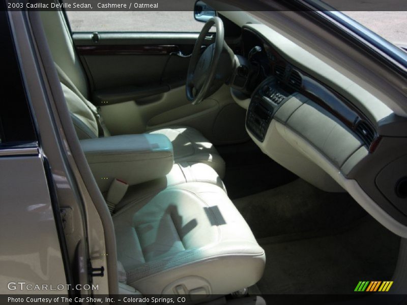 Cashmere / Oatmeal 2003 Cadillac DeVille Sedan