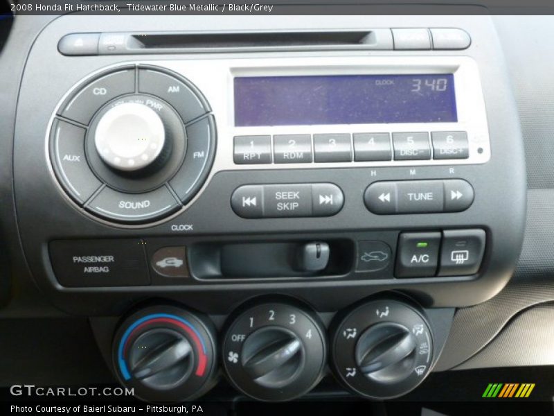 Controls of 2008 Fit Hatchback