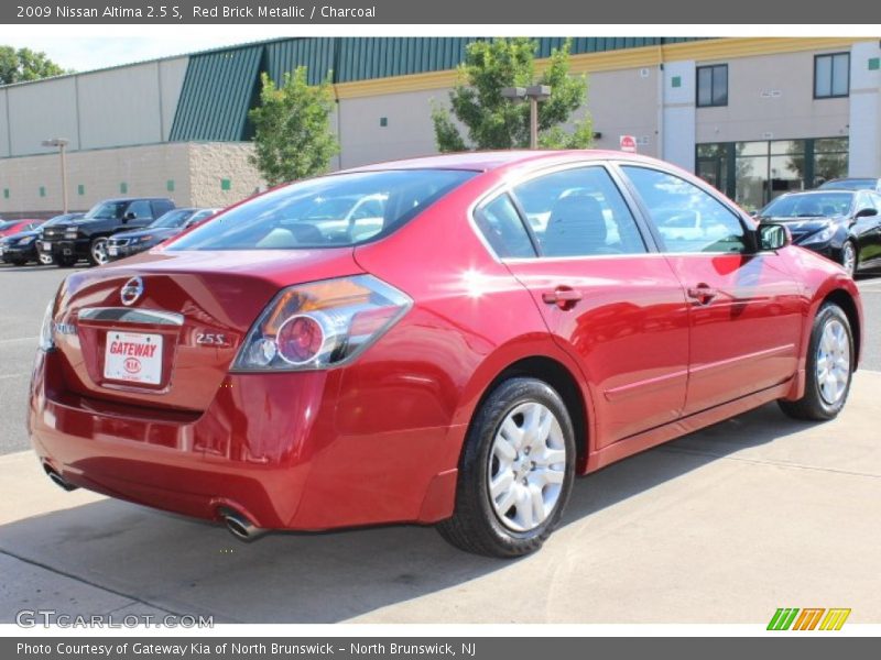 Red Brick Metallic / Charcoal 2009 Nissan Altima 2.5 S
