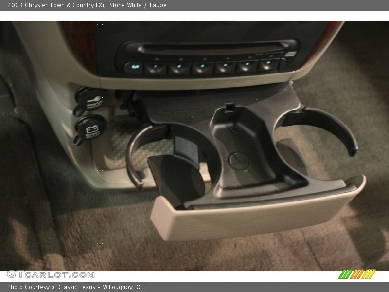 Stone White / Taupe 2003 Chrysler Town & Country LXi